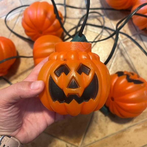 Vintage Halloween Pumpkin String Lights. Blow mold lights. - Picture 1 of 3